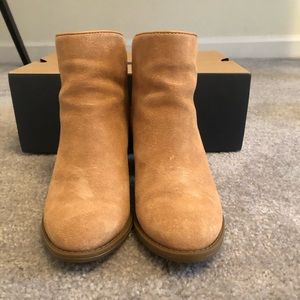 Tan American Eagle Ankle Booties
